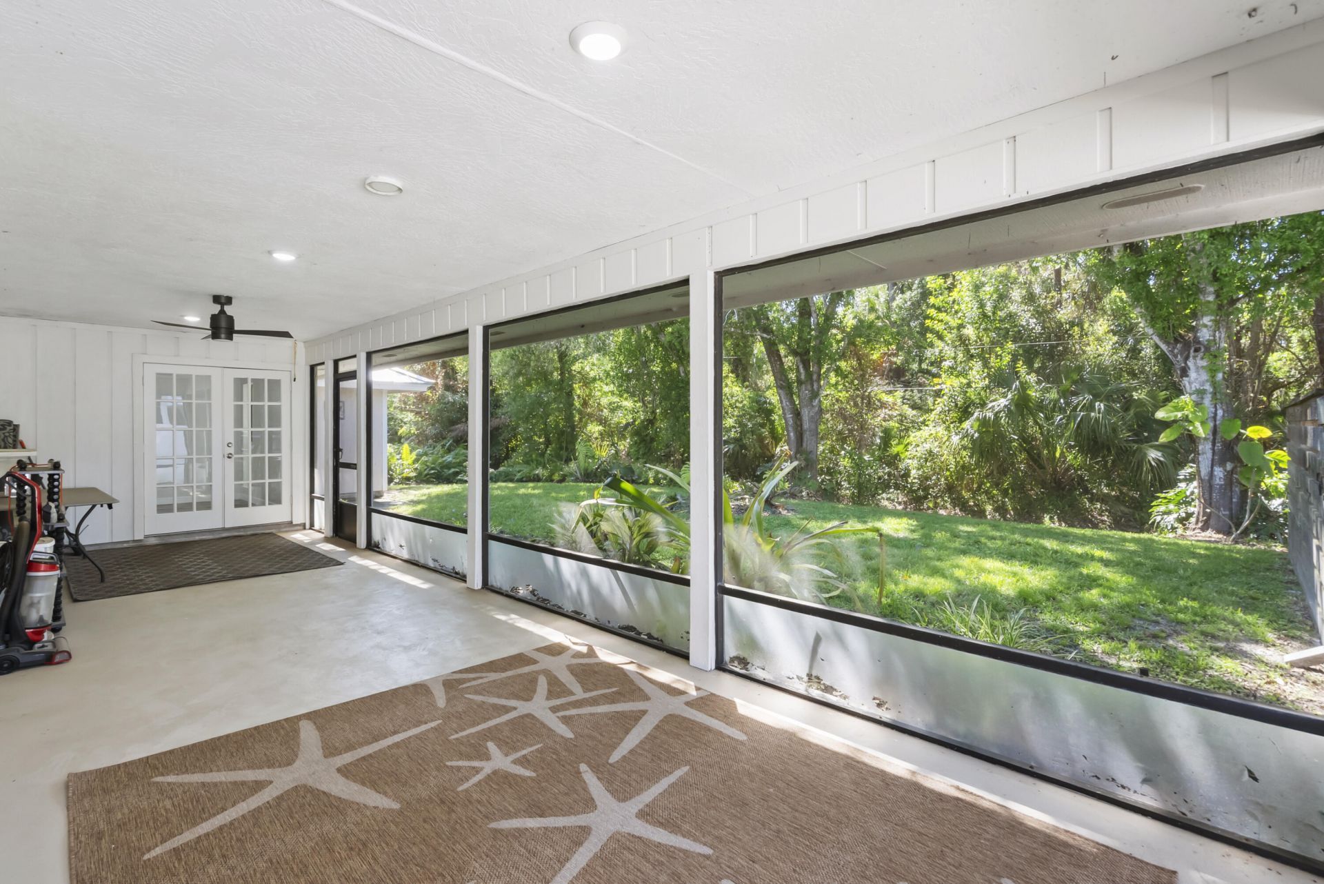 435 61st Avenue, Vero Beach, FL 32968 Photo