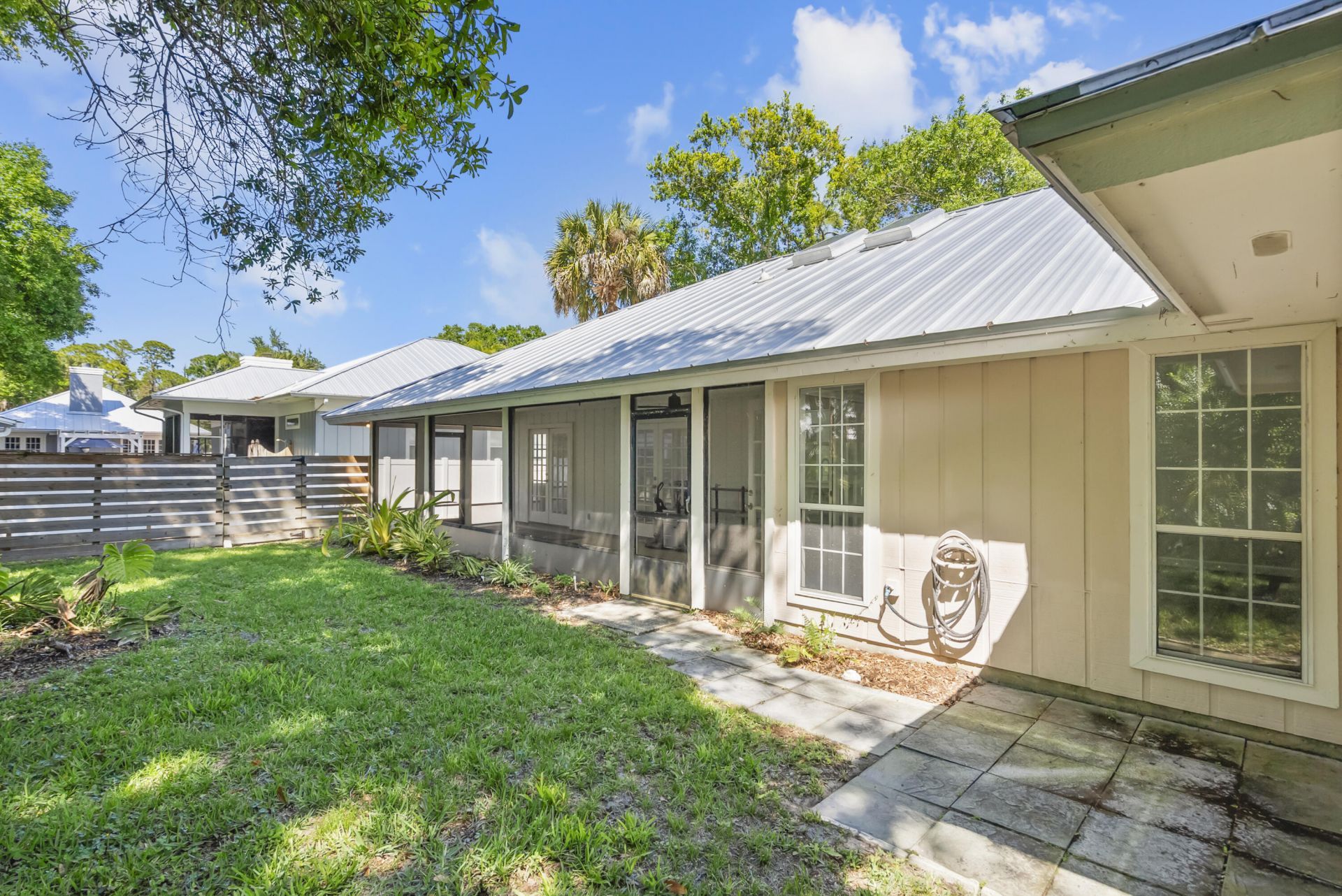 435 61st Avenue, Vero Beach, FL 32968 Photo