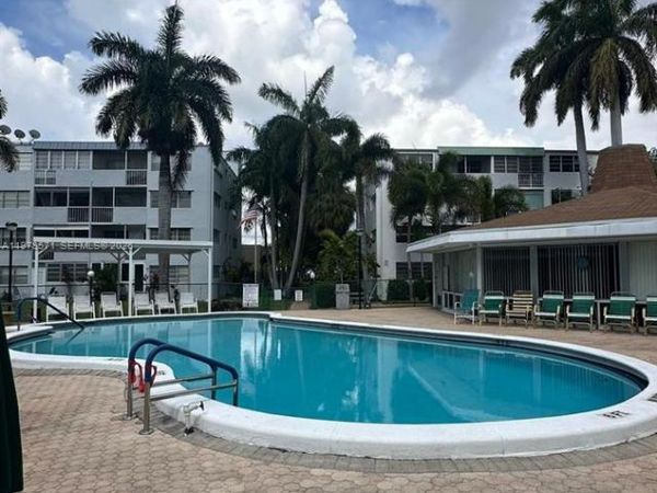 1333 E Hallandale Beach Blvd, Unit 224, Hallandale Beach, FL 33009