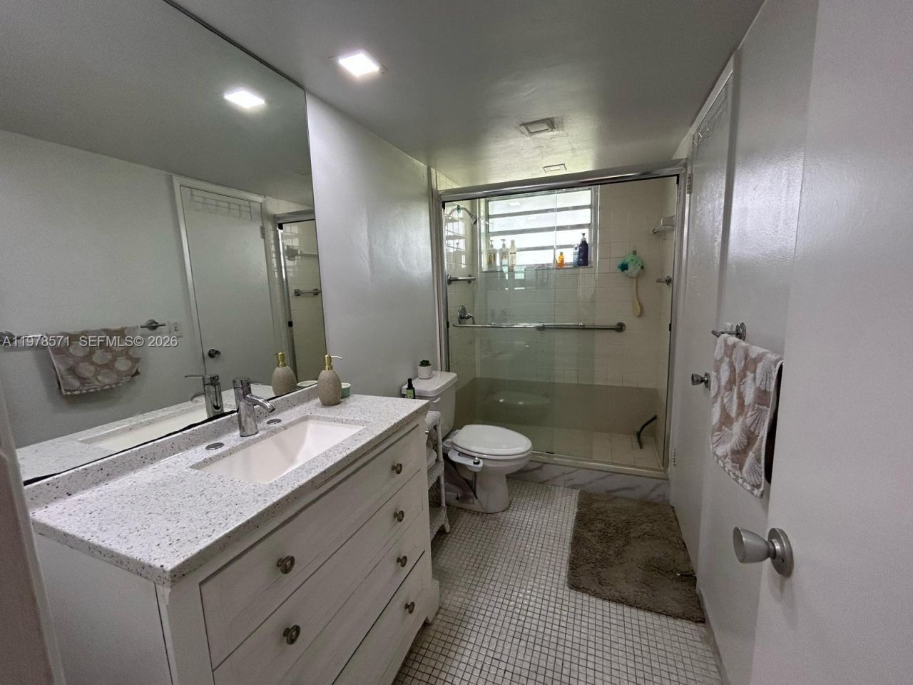 1333 E Hallandale Beach Blvd, Unit 224, Hallandale Beach, FL 33009 Photo