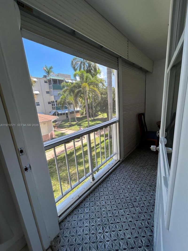 1333 E Hallandale Beach Blvd, Unit 224, Hallandale Beach, FL 33009 Photo