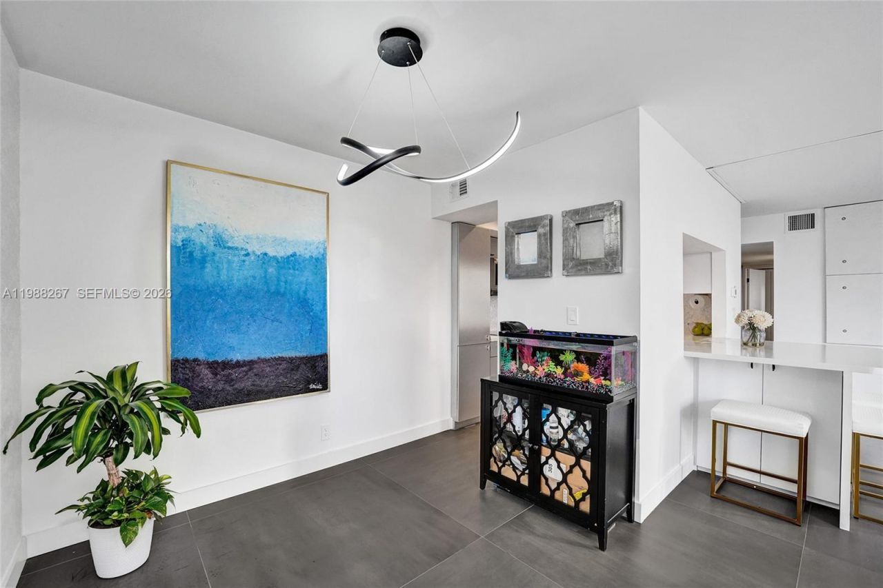 430 Golden Isles Dr , Unit 201, Hallandale Beach, FL 33009 Photo