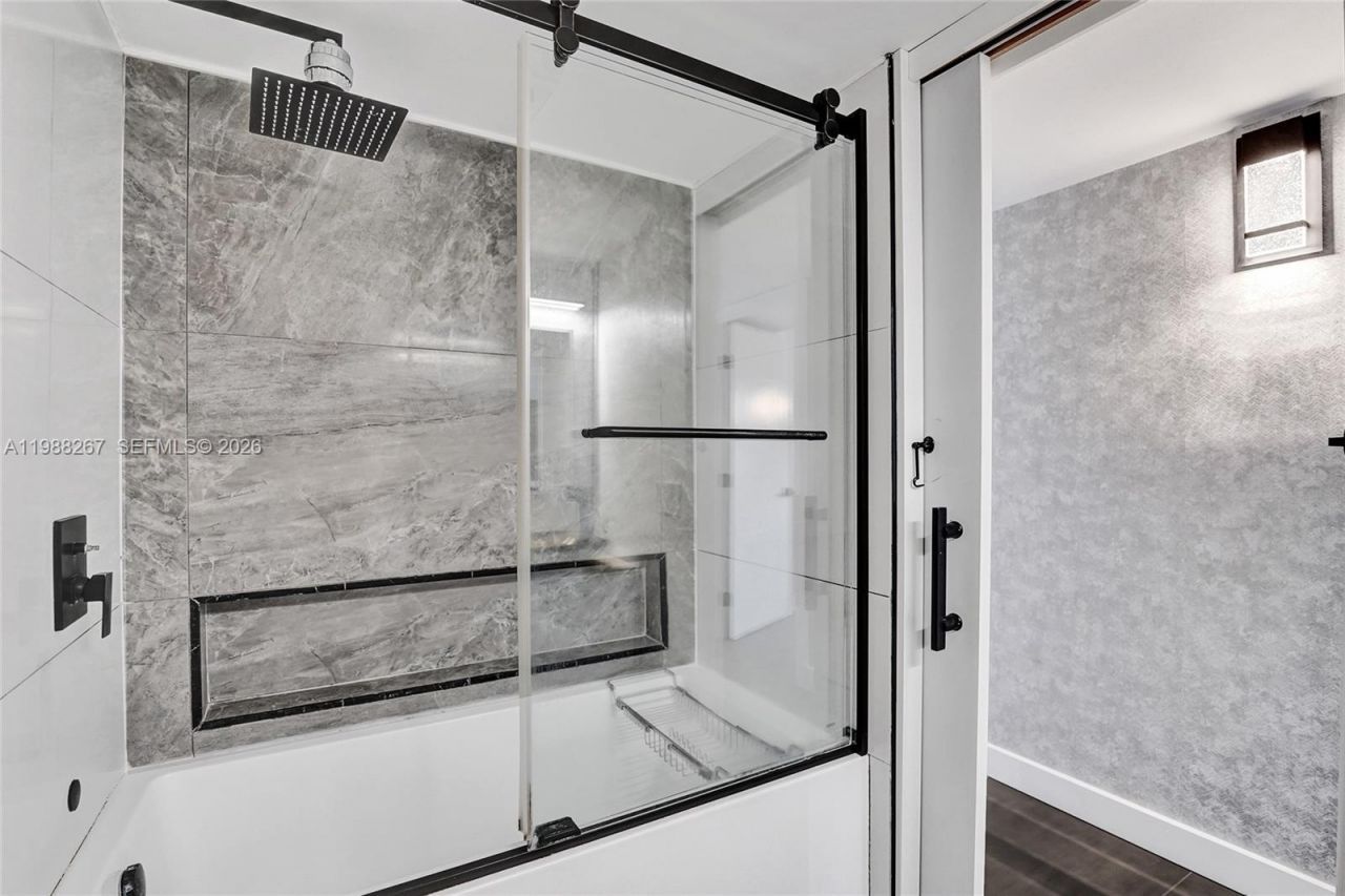 430 Golden Isles Dr , Unit 201, Hallandale Beach, FL 33009 Photo