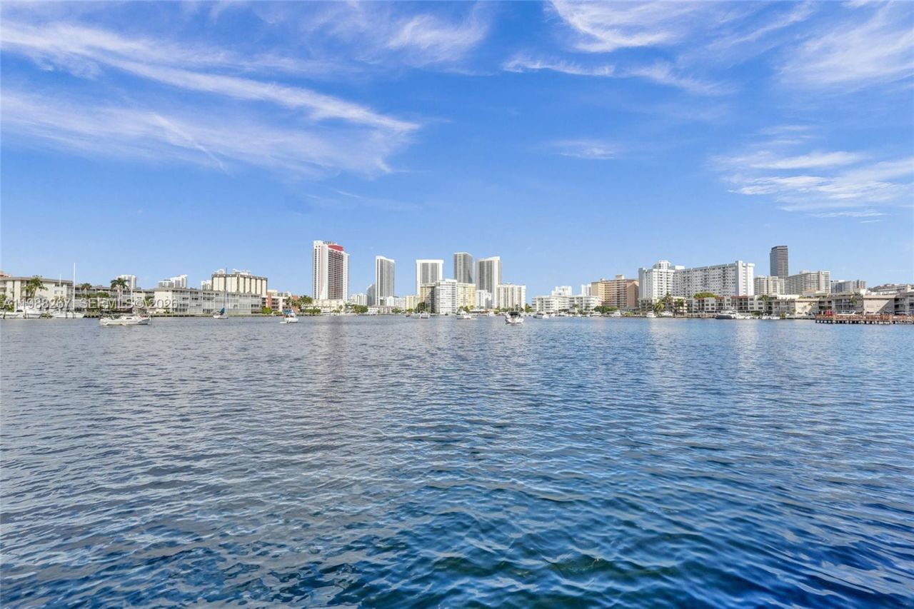 430 Golden Isles Dr , Unit 201, Hallandale Beach, FL 33009 Photo