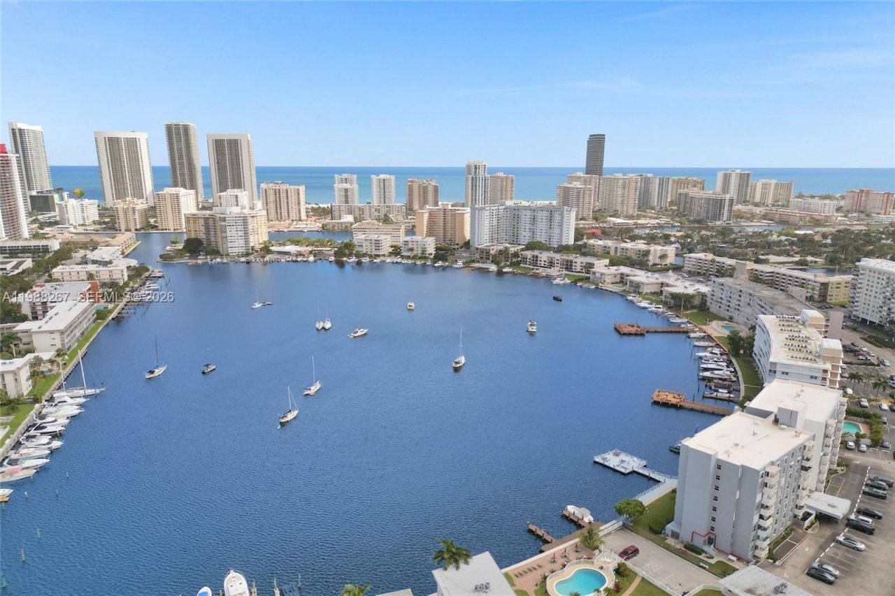 430 Golden Isles Dr , Unit 201, Hallandale Beach, FL 33009 Photo