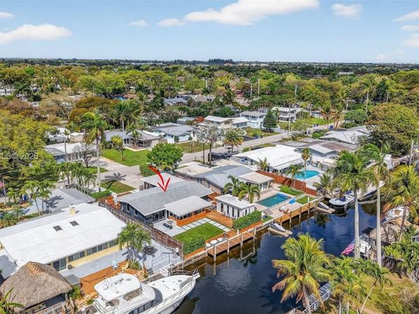 2436 Cat Cay Ln, Fort Lauderdale, FL 33312