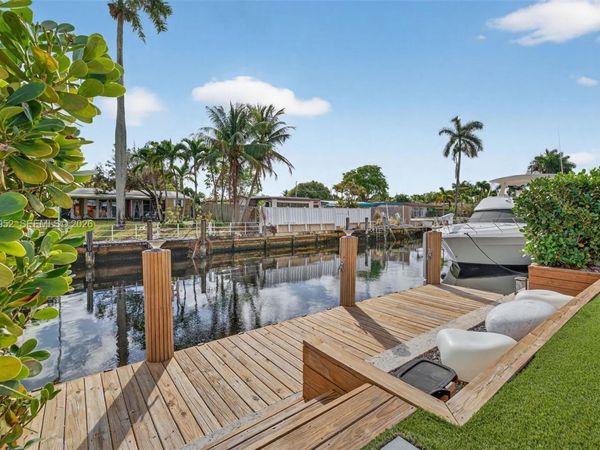 2436 Cat Cay Ln , Fort Lauderdale, FL 33312