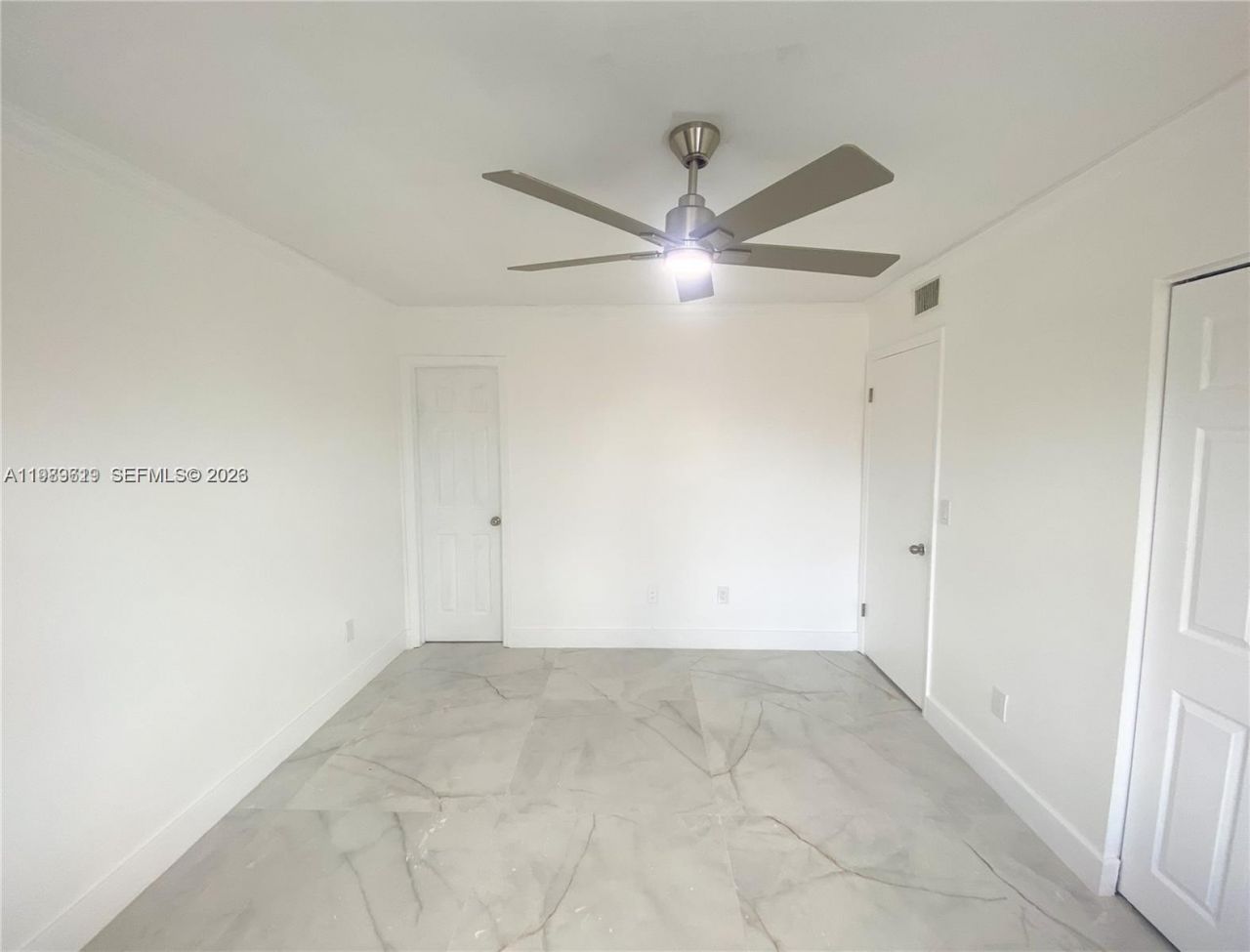2550 W 67th Pl , Unit 22-32, Hialeah, FL 33016 Photo