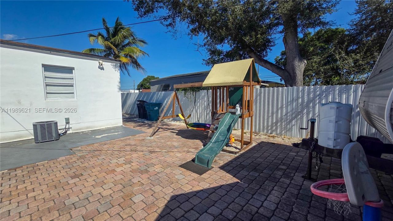 1236 Rutland St , Opa Locka, FL 33054 Photo