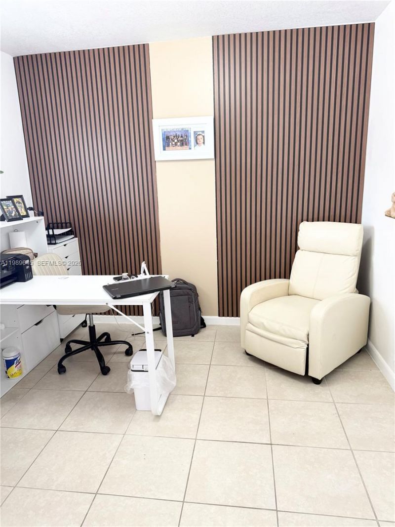 3690 N 56th Ave , Unit 902, Hollywood, FL 33021 Photo