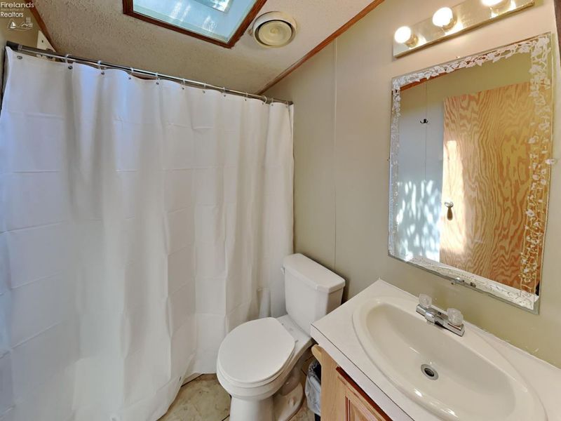 1640 Hazards Alley, Put in Bay, OH 43456 Photo 22