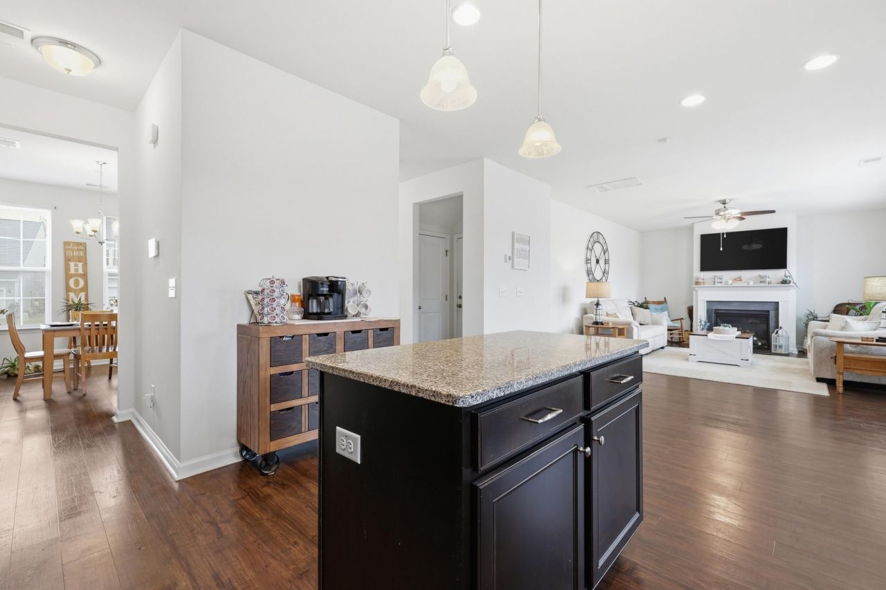 121 Sugeree Drive Photo 12