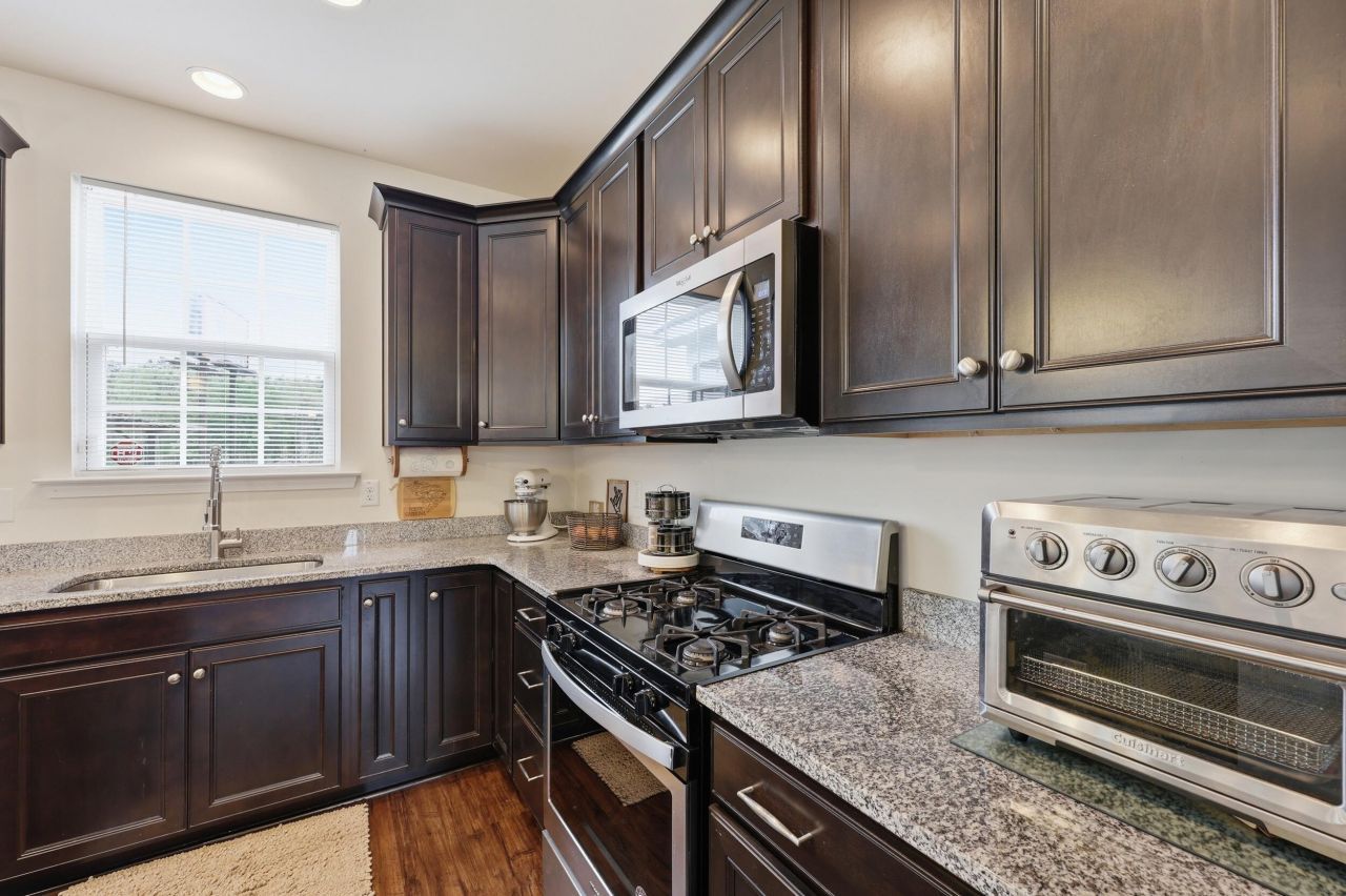 121 Sugeree Drive Photo 14