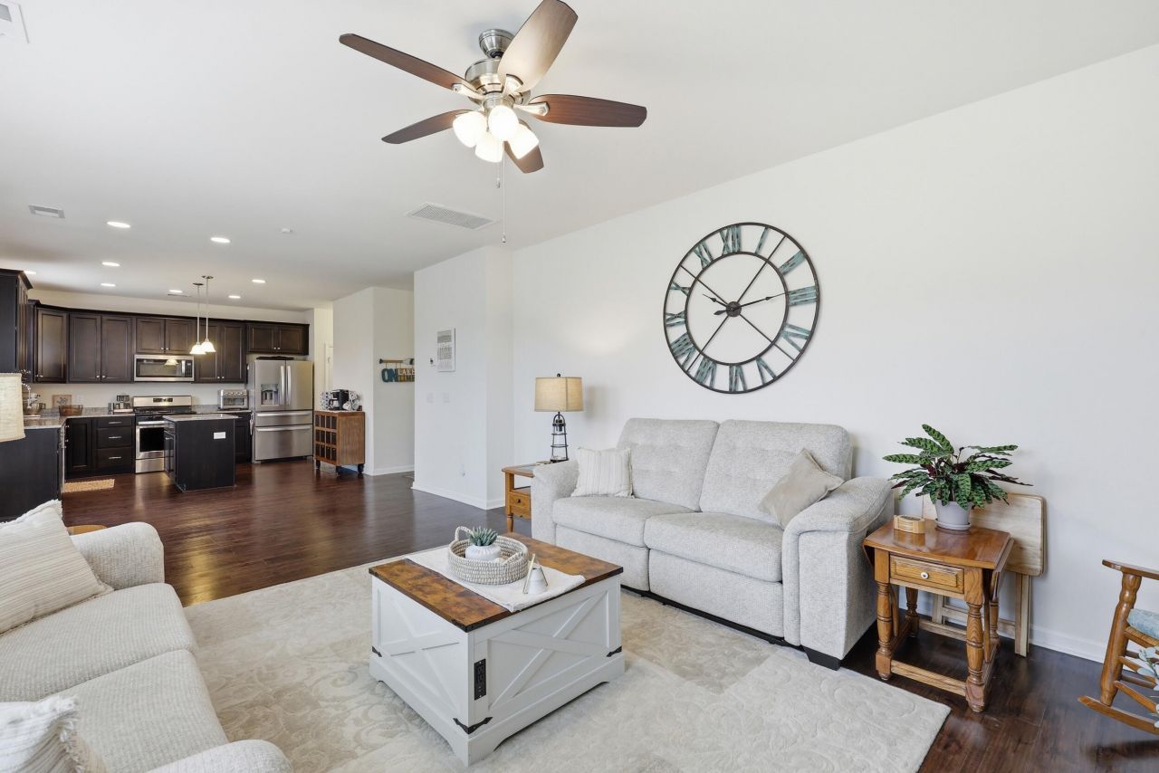 121 Sugeree Drive Photo 9