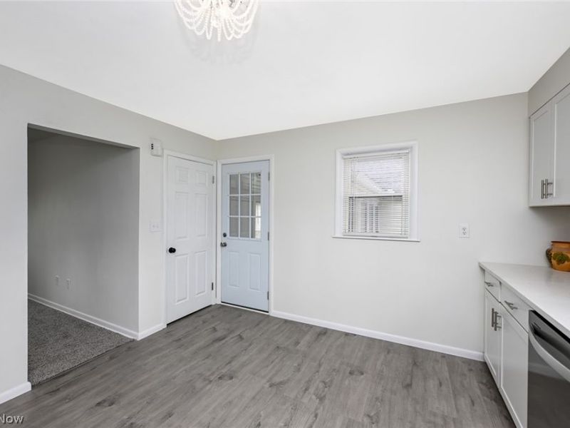 439 Strader Road, Akron, OH 44305 Photo 10