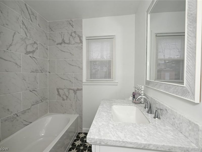 439 Strader Road, Akron, OH 44305 Photo 19