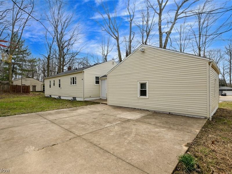 439 Strader Road, Akron, OH 44305 Photo 37