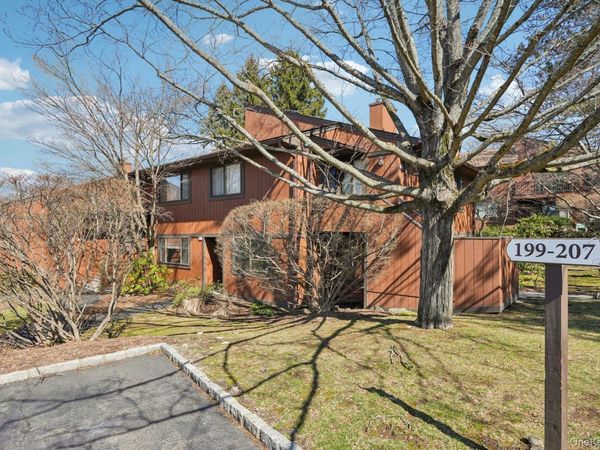 207 Martling Avenue , Tarrytown, NY 10591