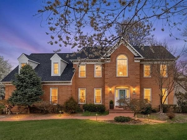 8605 WOODWREN TERRACE, FAIRFAX STATION, VA 22039