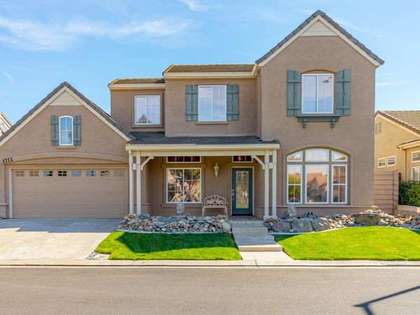 1712 Newhampton Way, Modesto, CA 95355