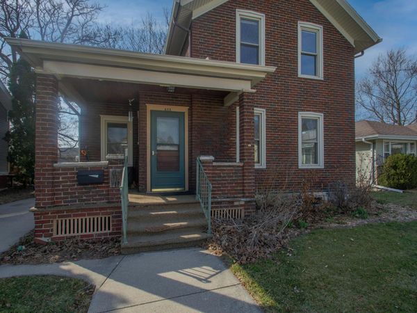412 S 10th St, Watertown, WI 53094