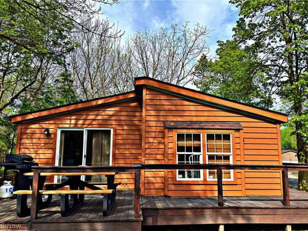 1640 Hazard S Alley, Put in Bay, OH 43456