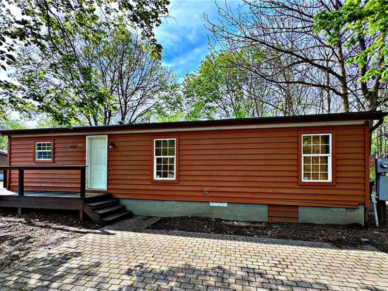 1640 Hazard S Alley, Put in Bay, OH 43456 Photo 1