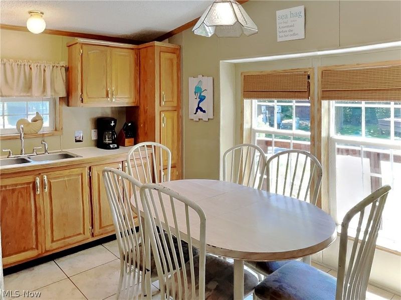 1640 Hazard S Alley, Put in Bay, OH 43456 Photo 11