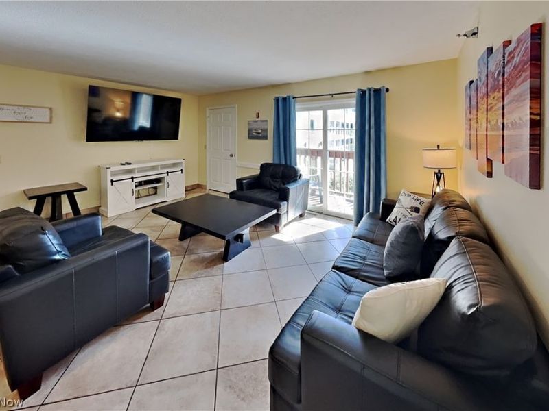 1230 Tri Motor Drive, Put in Bay, OH 43456 Photo 6