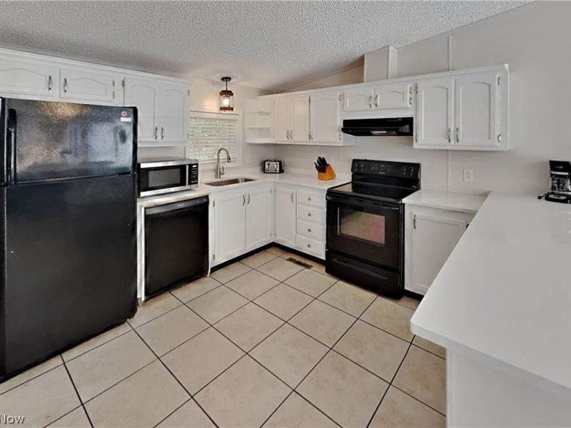 1599 Starboard Trail, Put in Bay, OH 43456 Photo 2