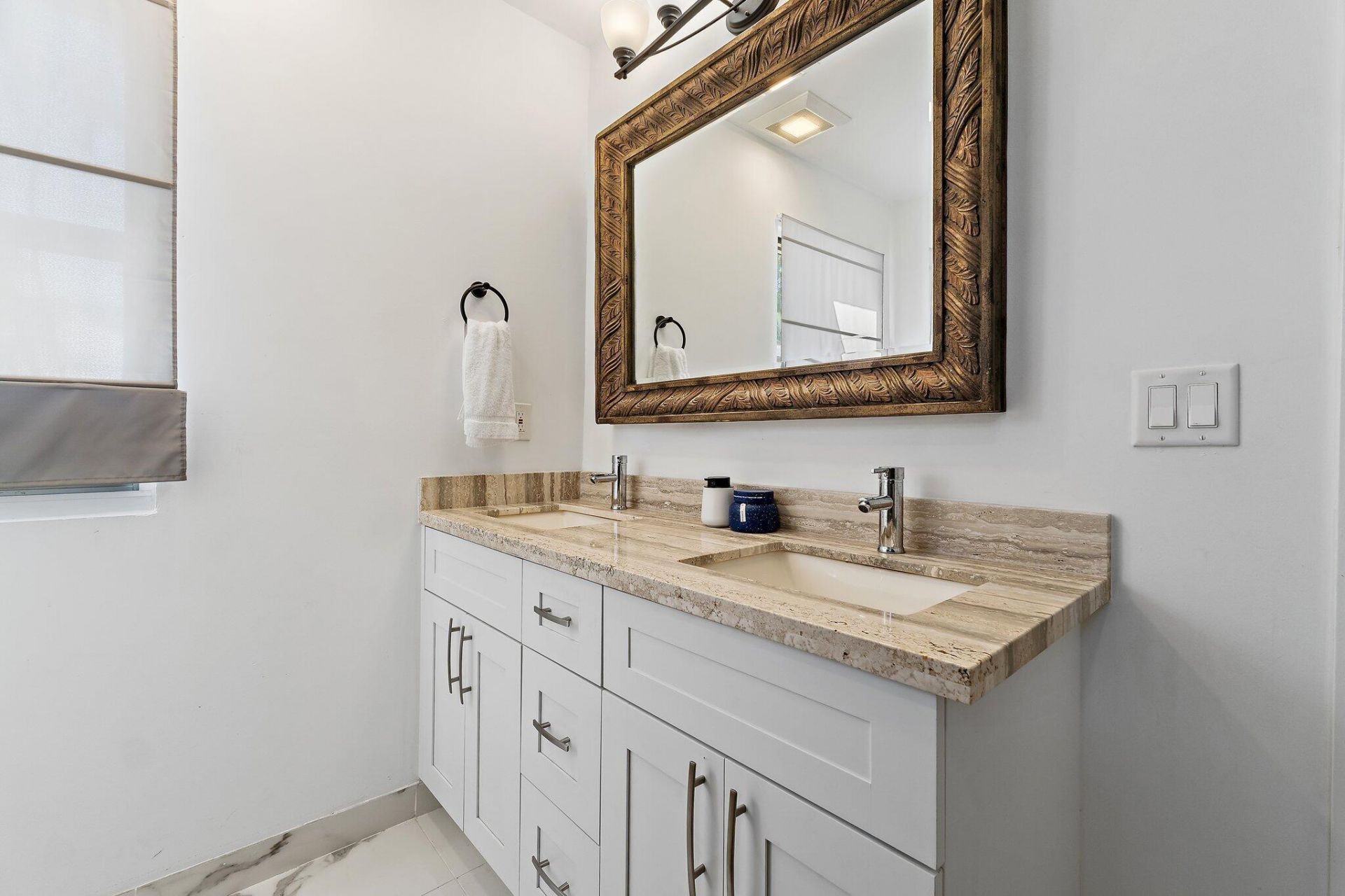 423 Avenida Alegre, West Palm Beach, FL 33405 Photo