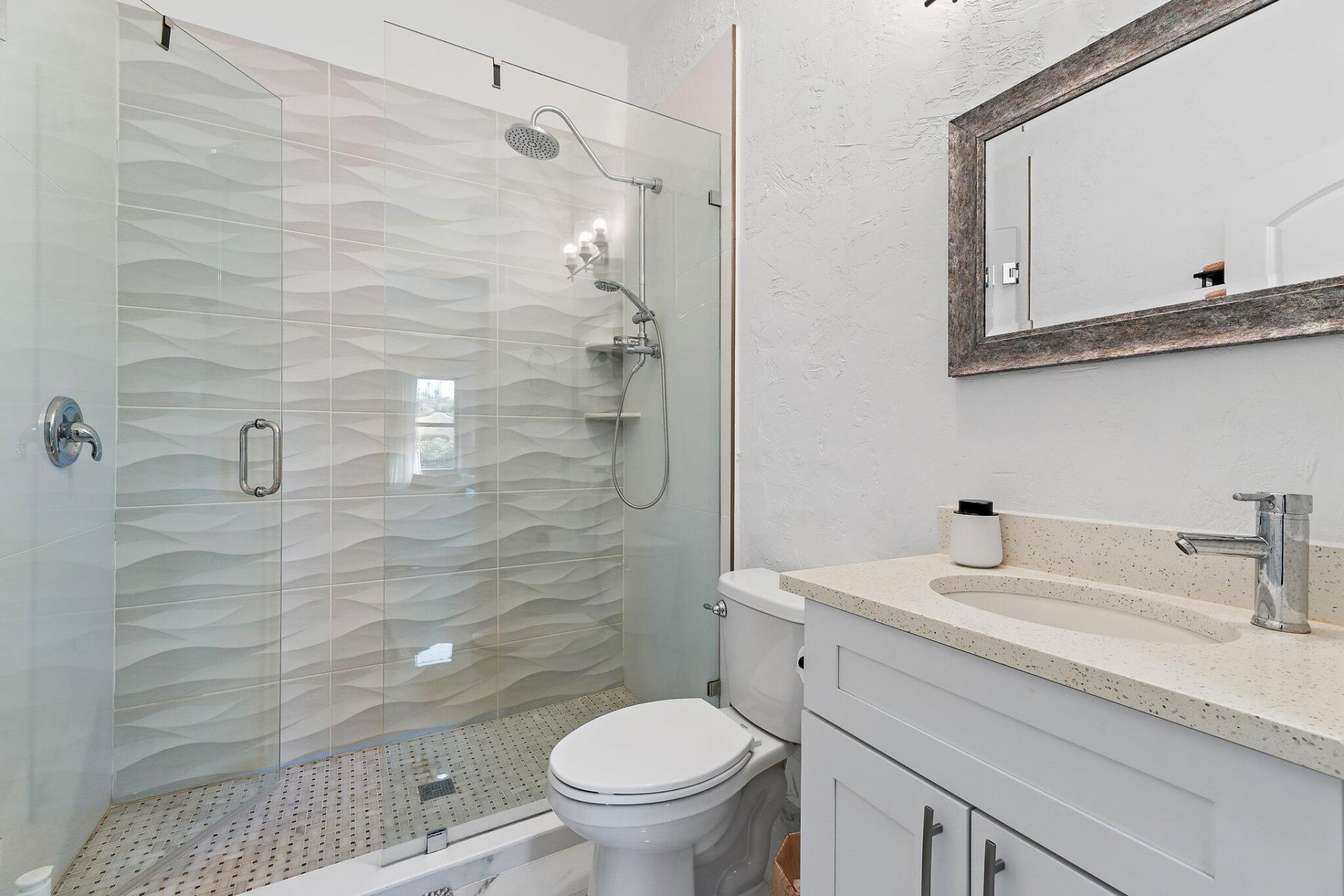 423 Avenida Alegre, West Palm Beach, FL 33405 Photo