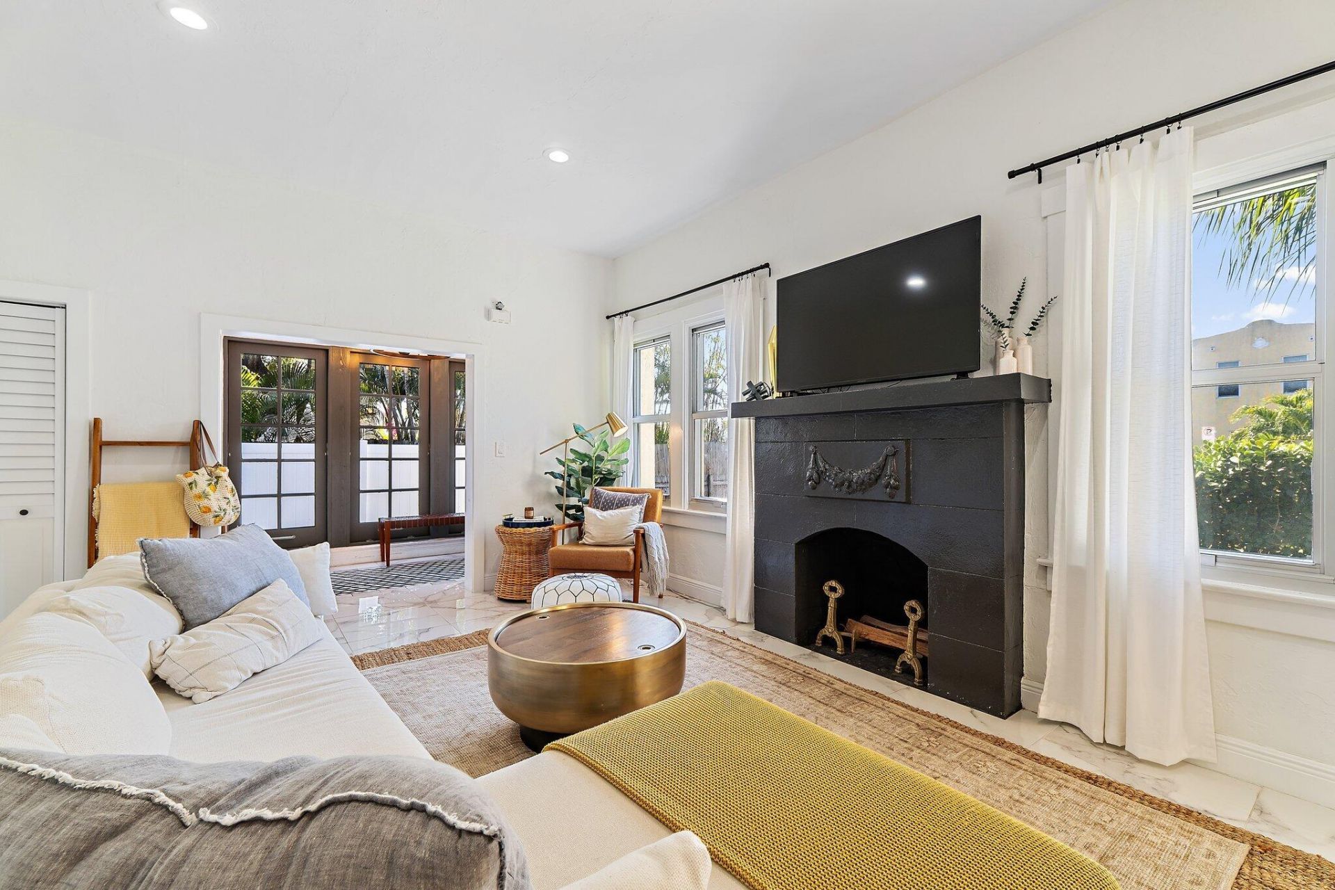 423 Avenida Alegre, West Palm Beach, FL 33405 Photo