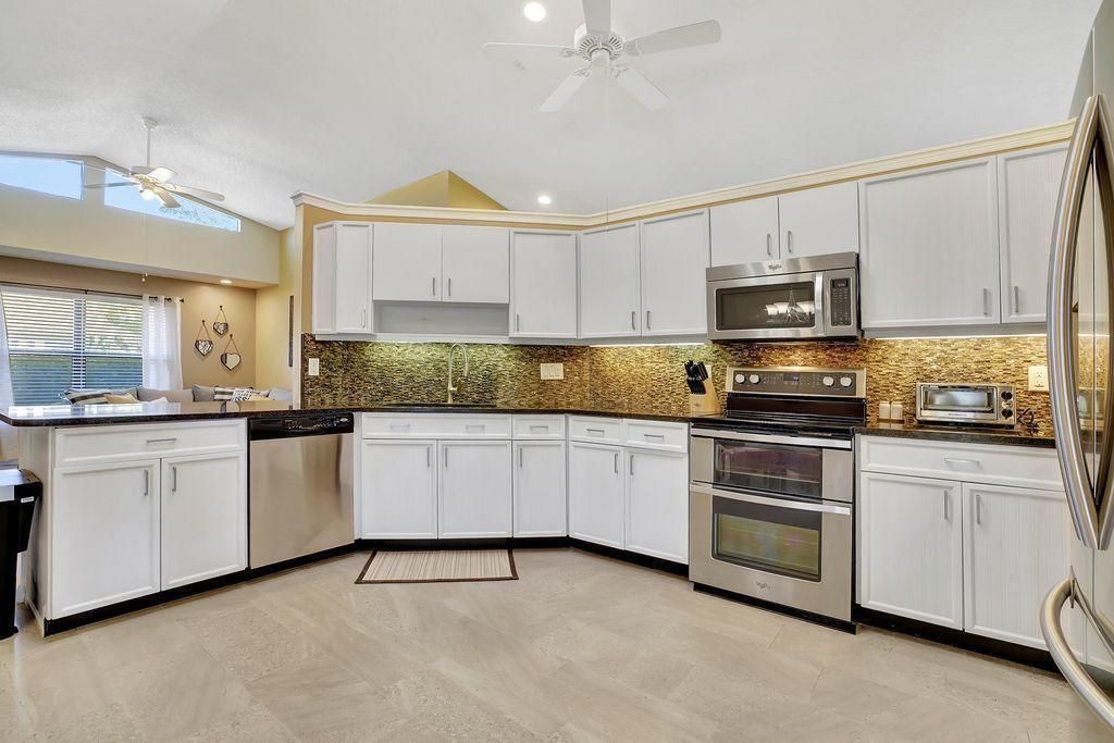 14148 Paddock Drive, Wellington, FL 33414 Photo