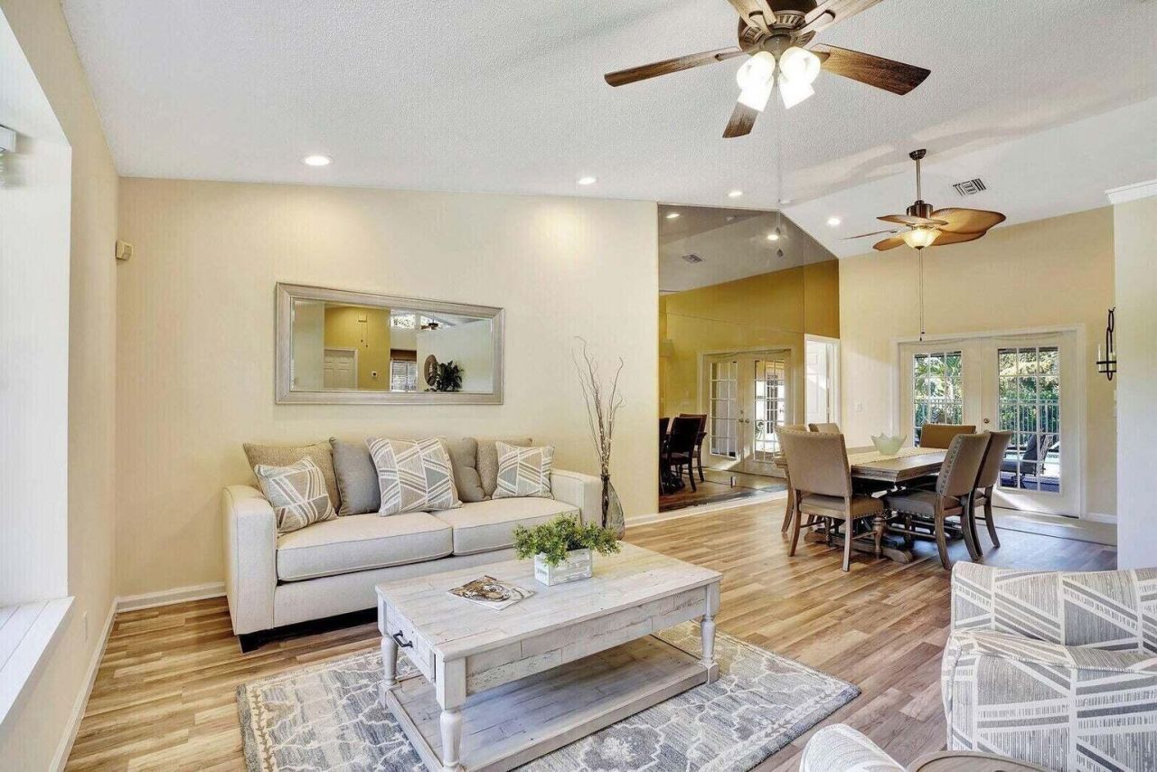 14148 Paddock Drive, Wellington, FL 33414 Photo