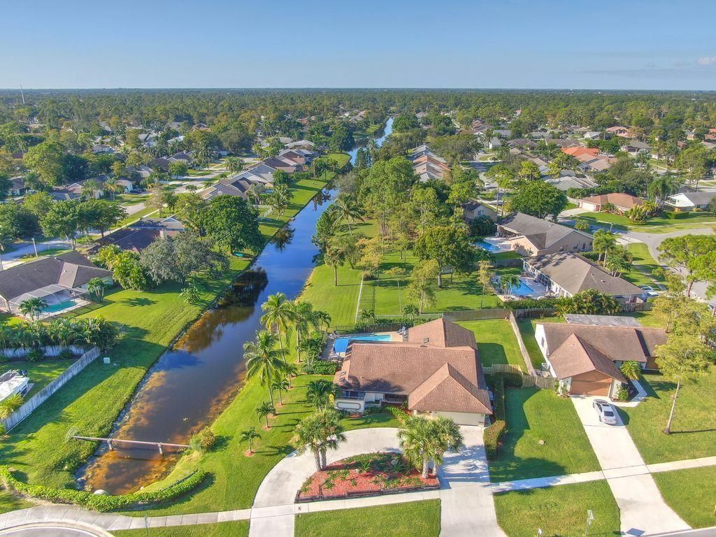 14148 Paddock Drive, Wellington, FL 33414 Photo