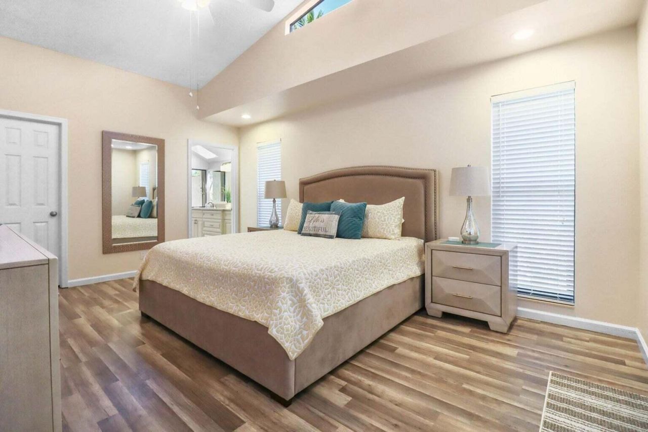 14148 Paddock Drive, Wellington, FL 33414 Photo