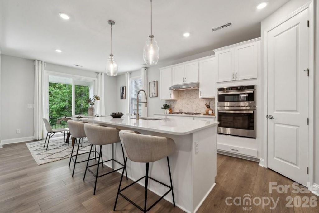 5041 Duval Circle, Tega Cay, SC 29708 Main Photo