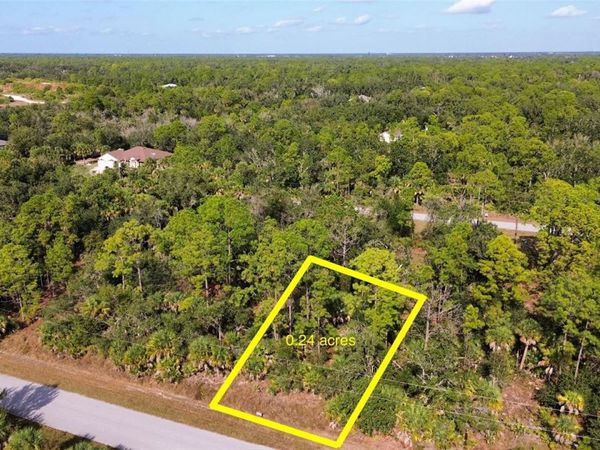 1615 LACE TERRACE , PORT CHARLOTTE, FL 33953