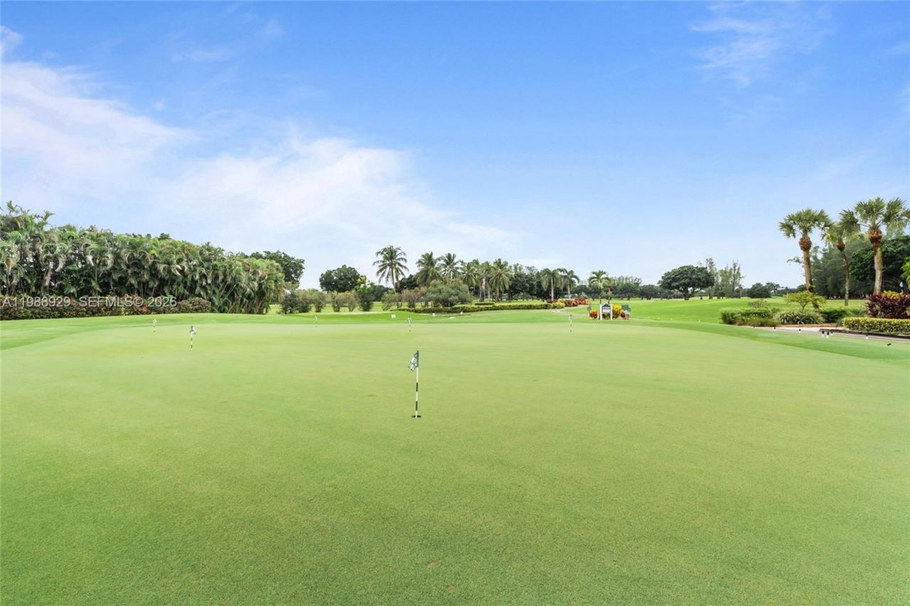 9420 S Hollybrook Lake Dr, Unit 206, Pembroke Pines, FL 33025 Photo