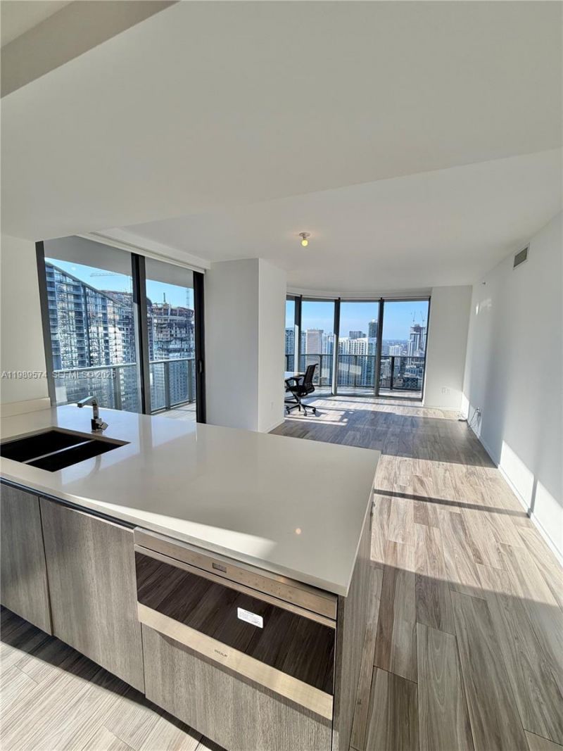 Please Call For Address, Unit 4109, Miami, FL 33130 Photo