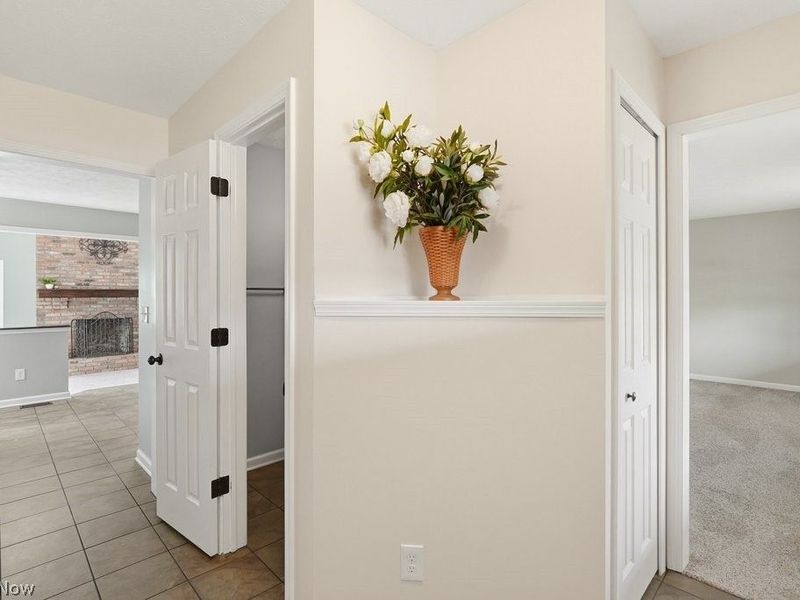 2340 Sandalwood Drive, Twinsburg, OH 44087 Photo 5