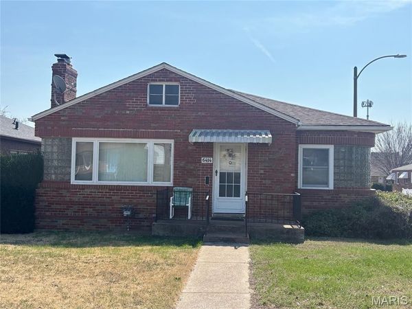 6414 Center Court , St Louis, MO 63116