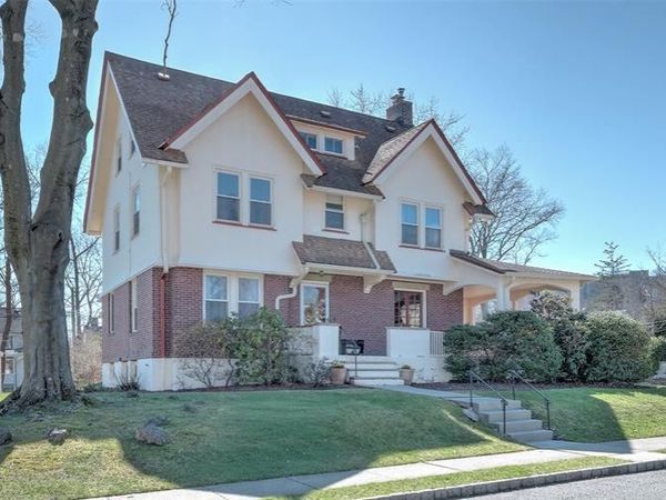 28 Godfrey Road, MONTCLAIR, NJ 07043