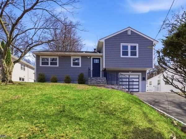 22 Barry Dr, West Orange, NJ 07052