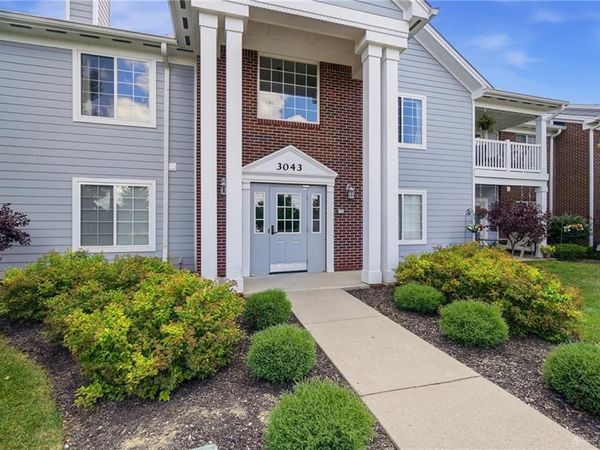3043 Cumberland Lane, Unit 205, Beavercreek, OH 45431