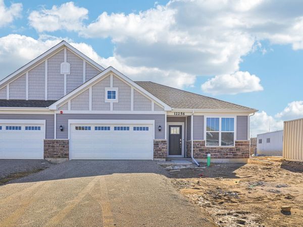 12256 Barcroft Circle S, Huntley, IL 60142