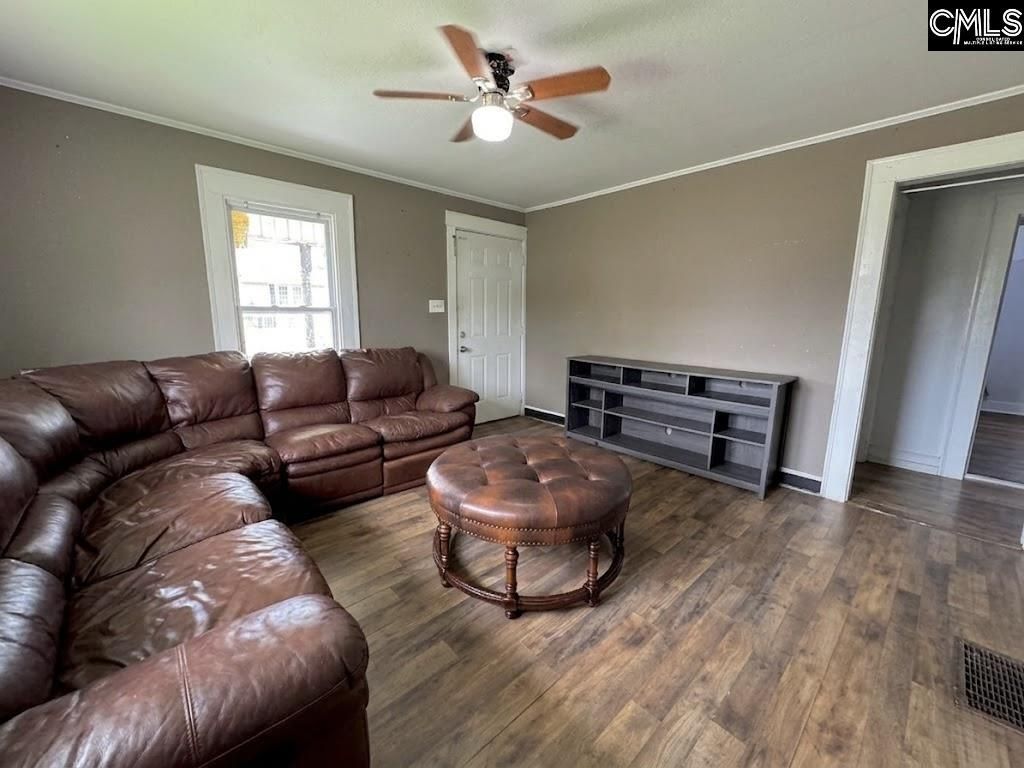 101 Parker Street  Photo 4