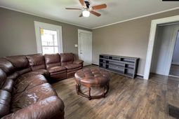 101 Parker Street  photo 4