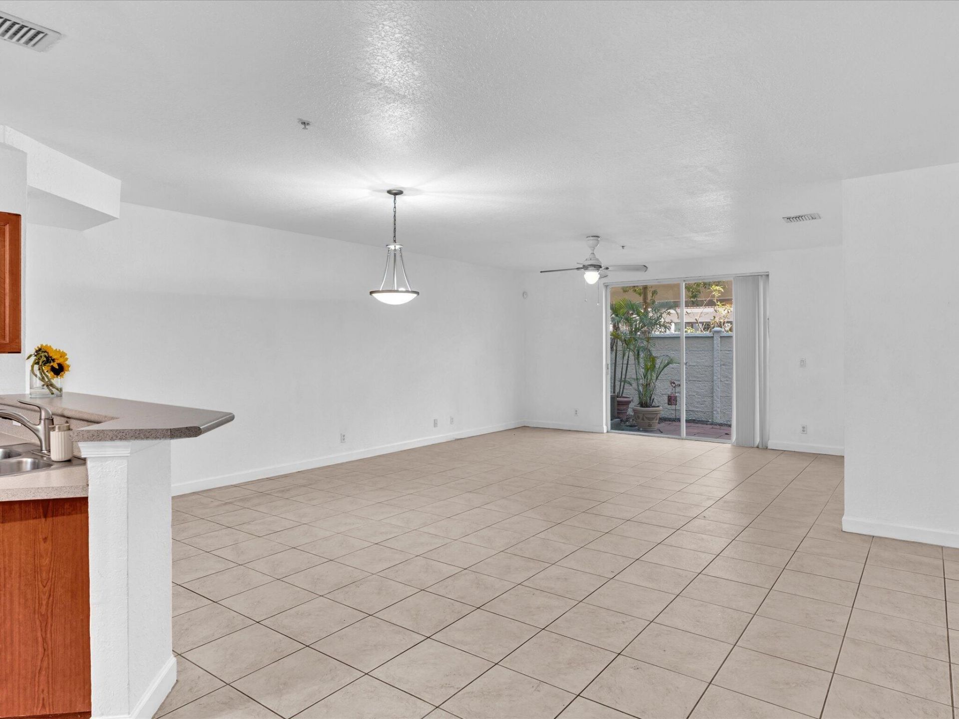 513 Bayfront Drive, Boynton Beach, FL 33435 Photo